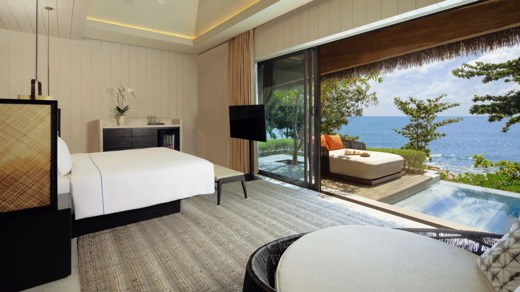 2 Bedrooms Presidential Club Access Pool Villa oceanfront