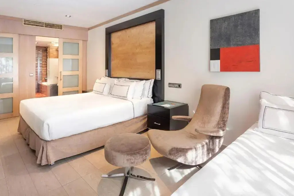 Meliá Triple room with city view