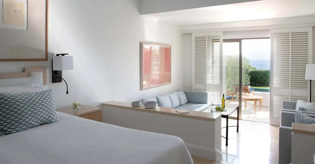 Pool Double Studio Suite with sea view (full double bed)