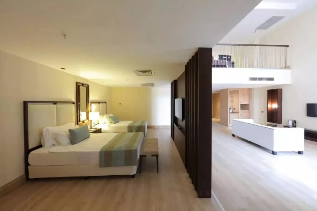Prestige Quadruple Suite