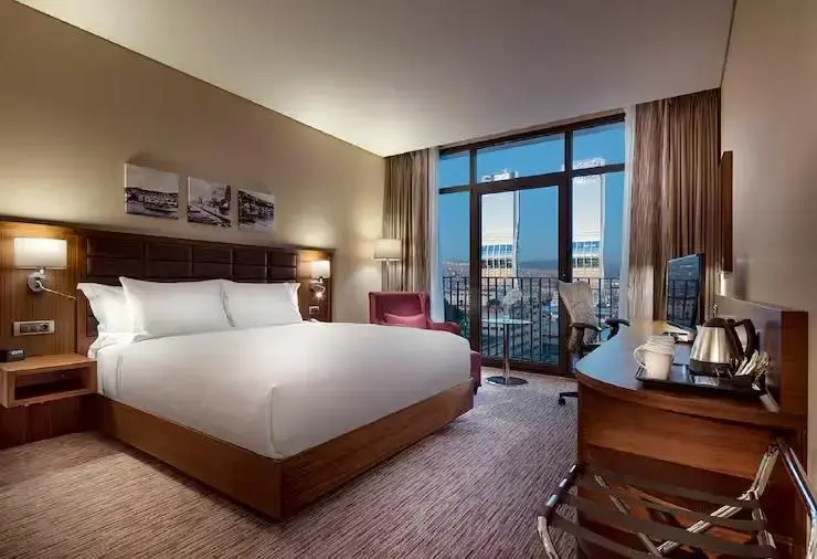 Hilton Garden Inn Izmir Bayrakli - Chambres