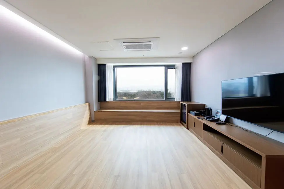 Korean room