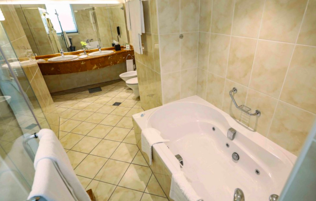 Al Maha Arjaan Hotel Apartment By Rotana