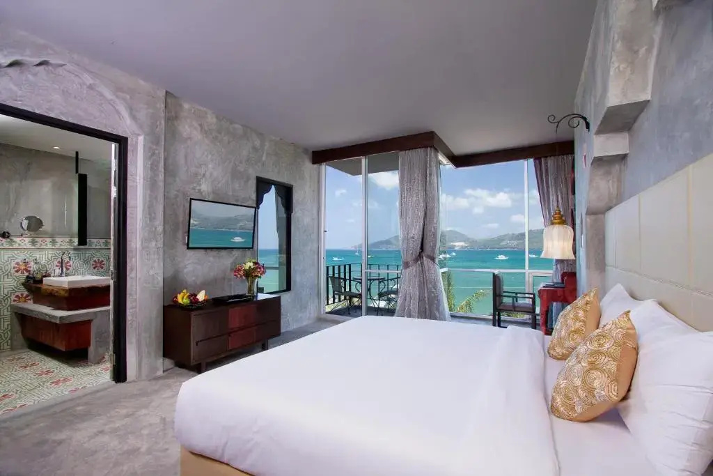 Patong Signature Boutique Hotel — фото