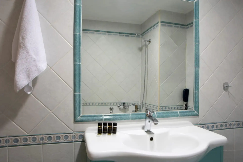 Zeus Essence Ramada by Wyndham Athens Hotel - Chambres