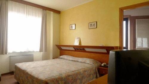 Двухместный номер Standard двуспальная кровать в Hotel Borghetti