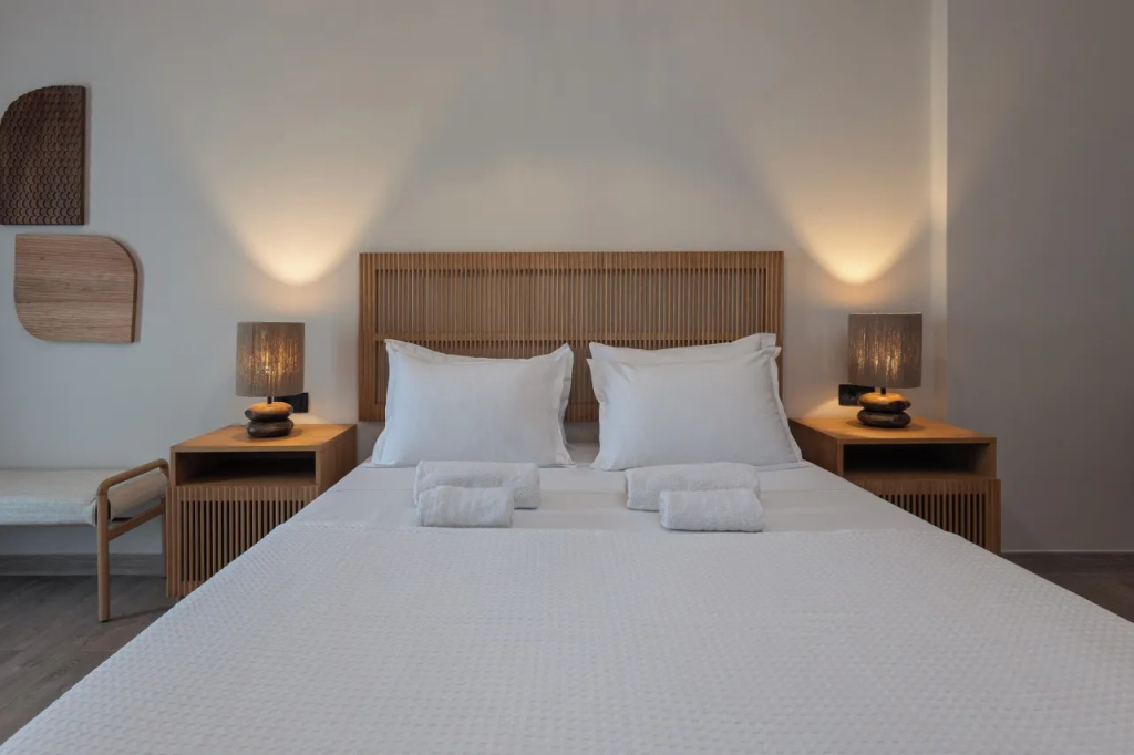 Superb Double Suite with sea view (full double bed)