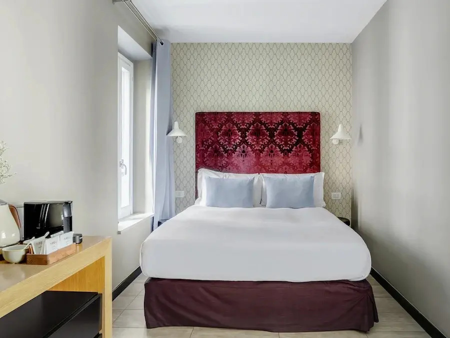 Classic Double room (full double bed)