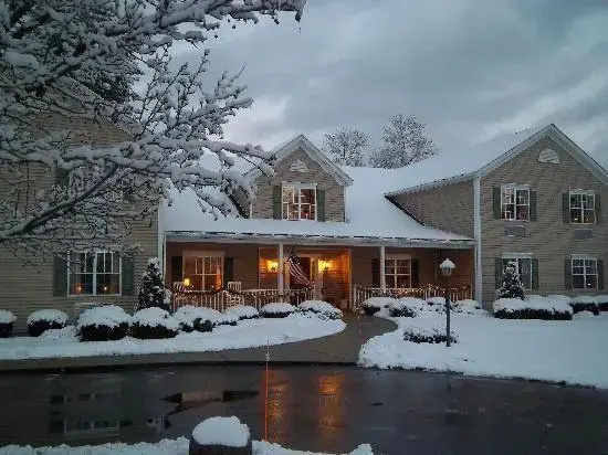 The Inn At Houghton Creek
