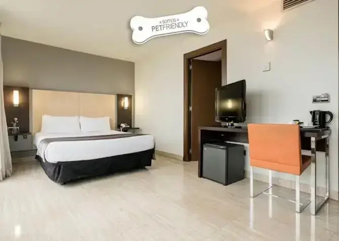 Hotel ILUNION Almirante - Chambres