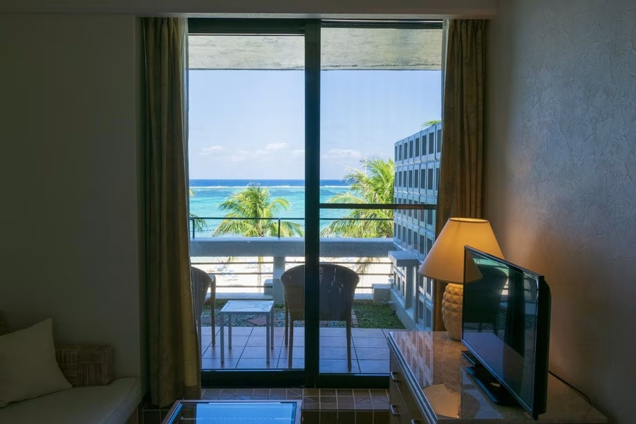 The Moon Beach Museum Resort - Chambres