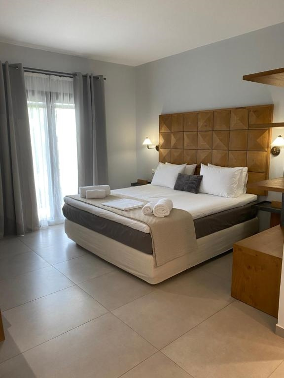 Double Studio with balcony (full double bed)