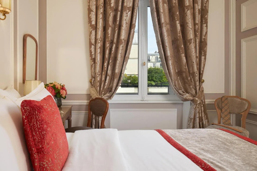 Hotel Regina Louvre 28