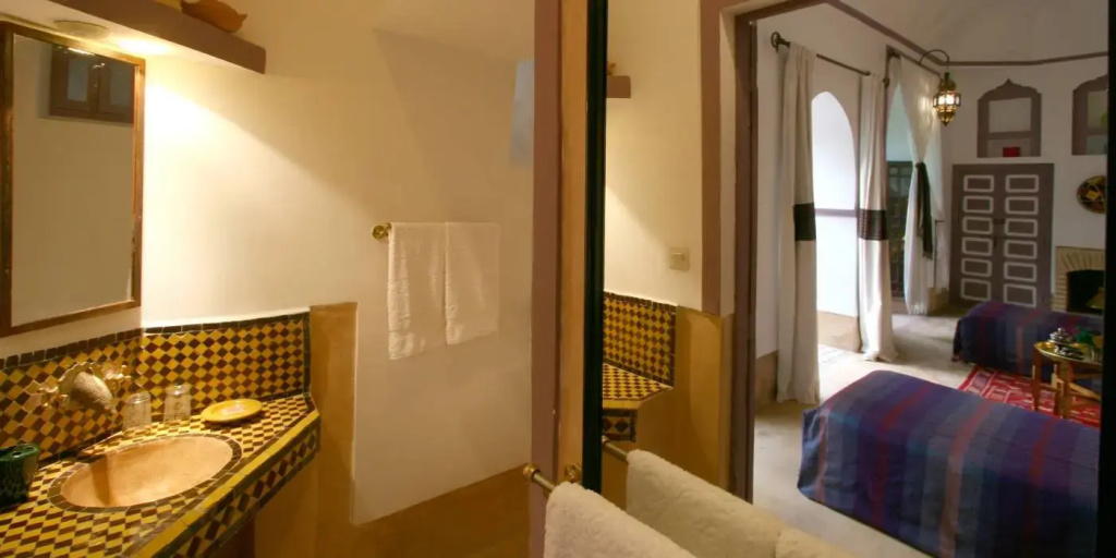 Standard Double room (twin beds)