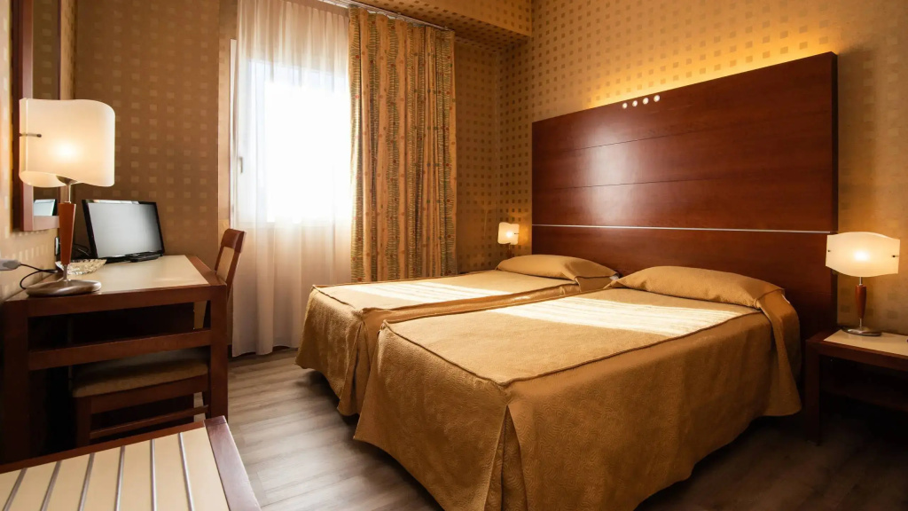 Double room (twin beds)