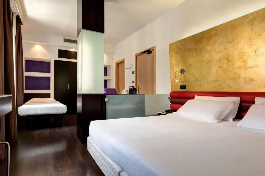 Hotel photo 11