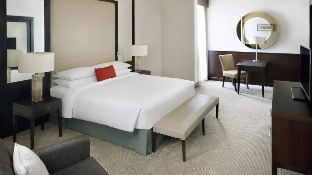 Presidential Executive Lounge Access Double Suite (Smoking or non-smoking rooms are subject to availability) (full double bed)