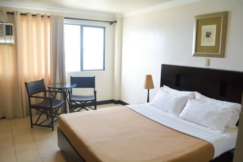 Hotel Tavern Surigao - Chambres