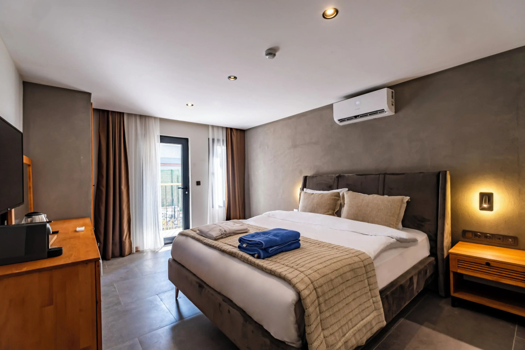 Comfort Double room (full double bed)