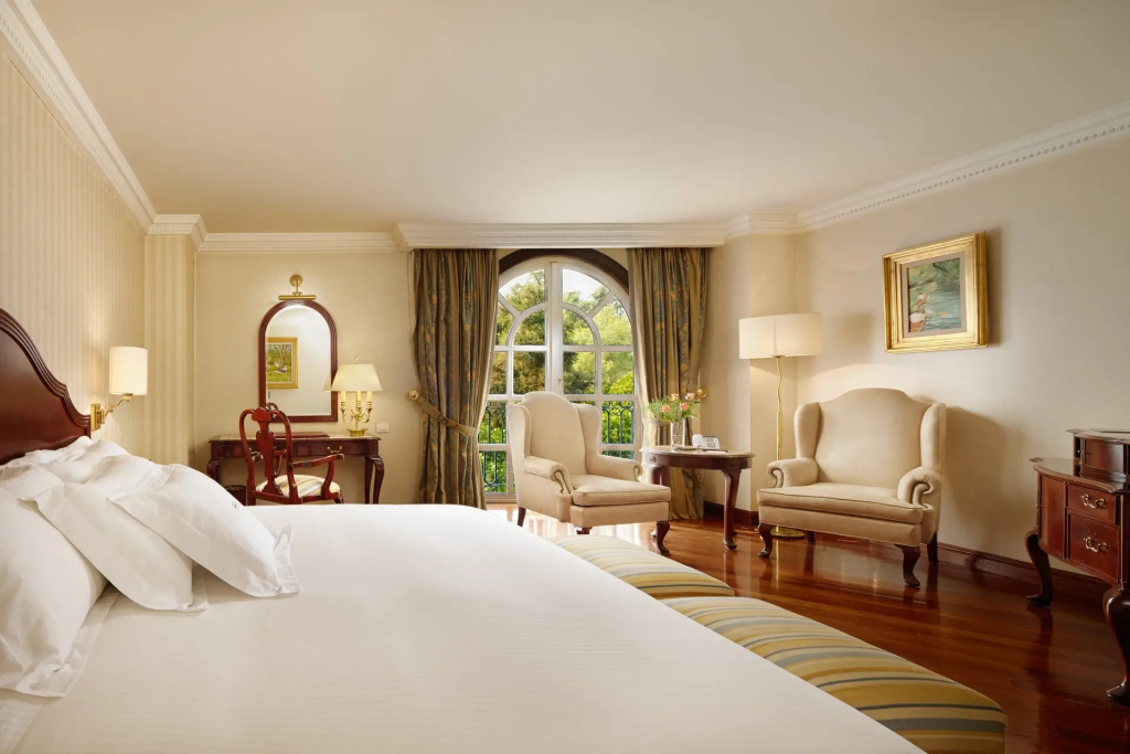 Grand Double Suite (full double bed)