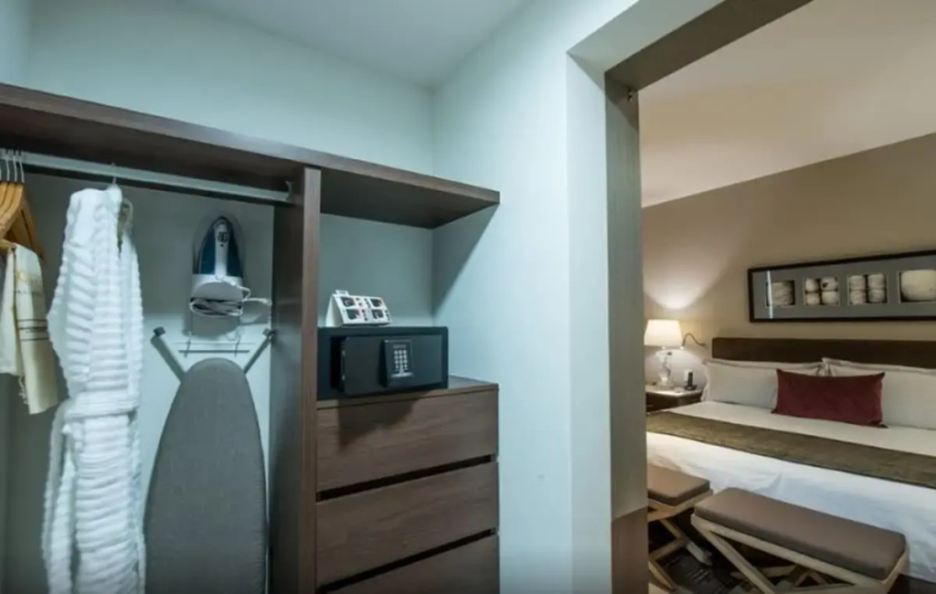 Square Small Luxury Hotel - Nuevo Consulado - Chambres