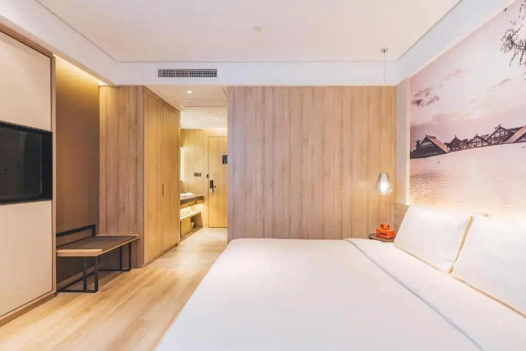 Superior Double room (full double bed)