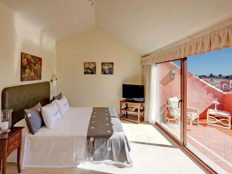 Quadruple Duplex Apartment