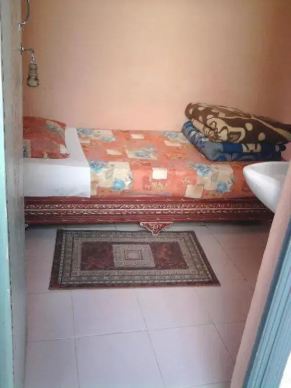 Double room (full double bed)