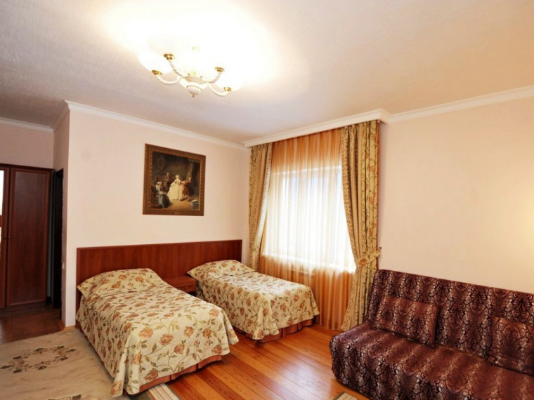 1-room Druzhba Triple room
