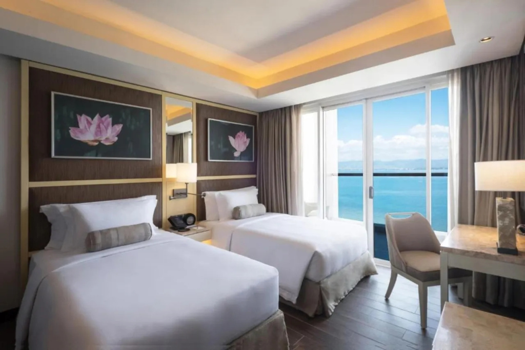 Deluxe Double room with sea view (twin beds)