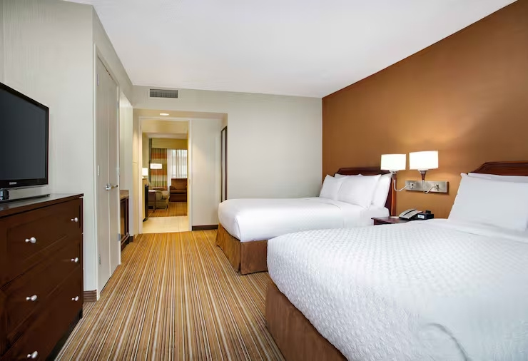Embassy Suites by Hilton Parsippany - Chambres