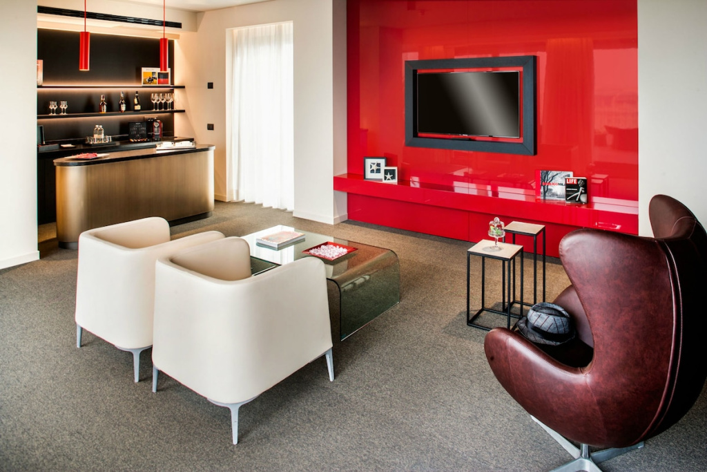 Hotel photo 10