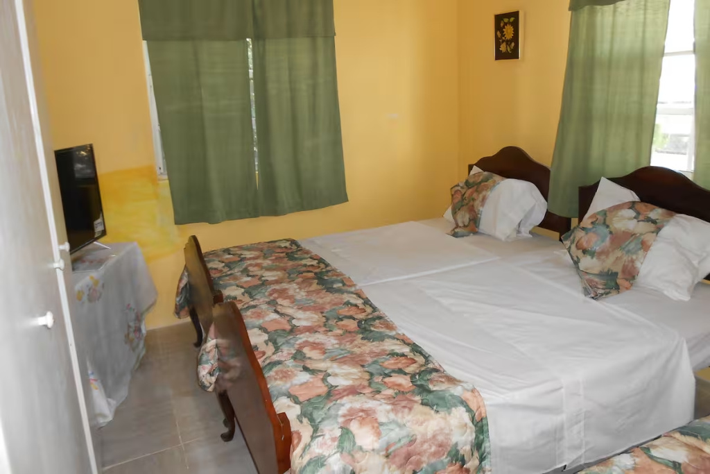 Bed in Dorm (male dorm)