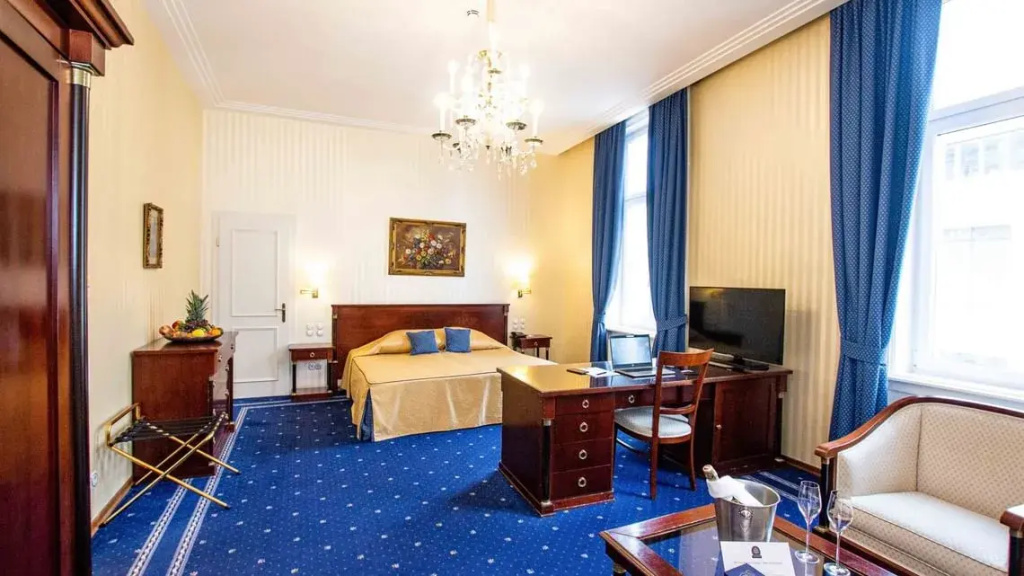 Ambassador Hotel - Chambres