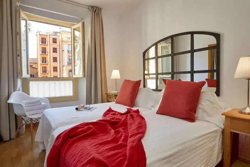 1 Bedroom Deluxe Apartment with view