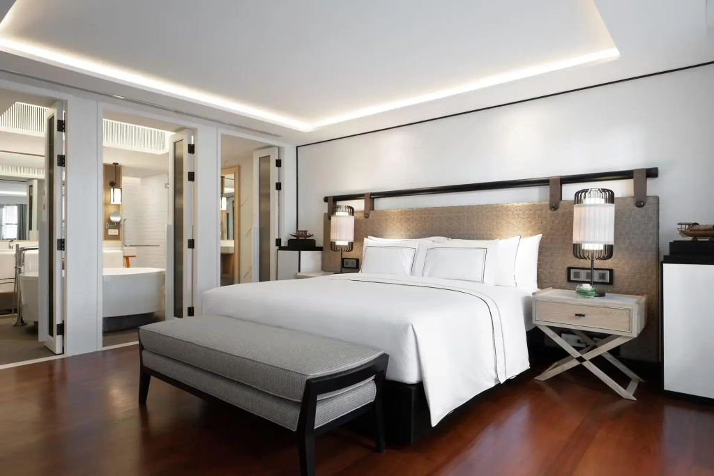 The Level Presidential Double Suite (full double bed)