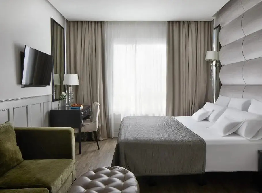 Privilege Double room (full double bed)