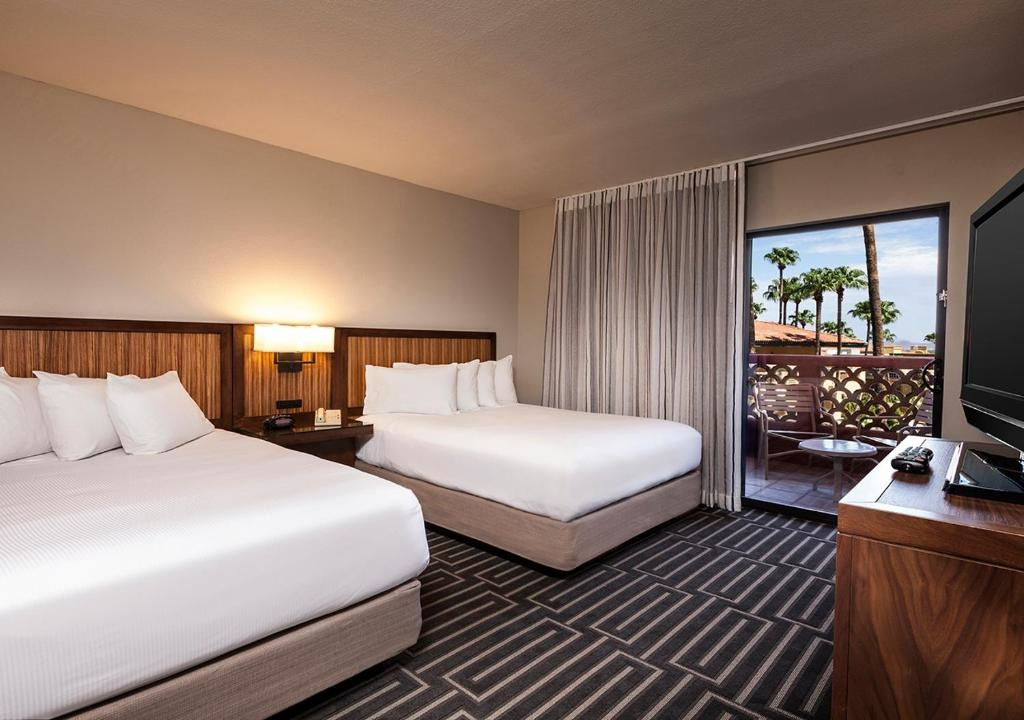 1 Bedroom Suite