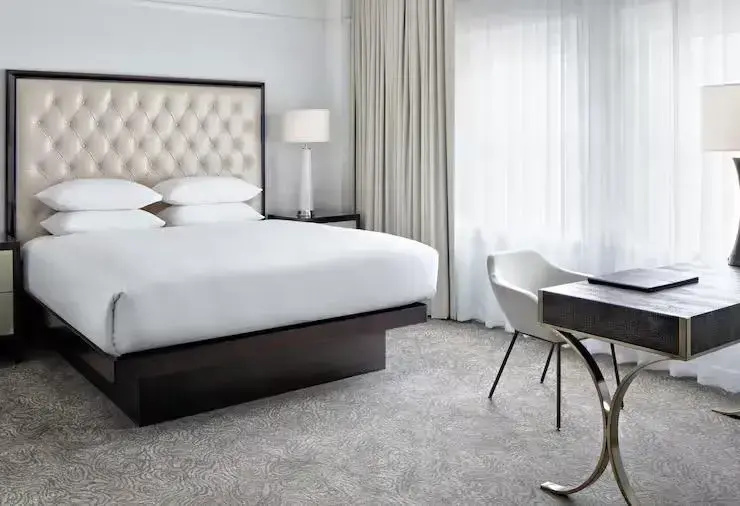 Amway Grand Plaza, Curio Collection by Hilton - Chambres