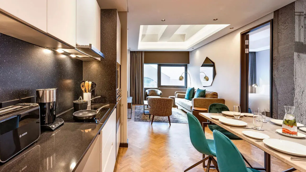 1 Bedroom Deluxe Apartment