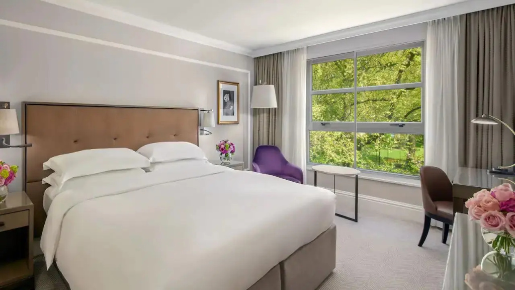 Double room with garden view (full double bed) (bed type is subject to availability)