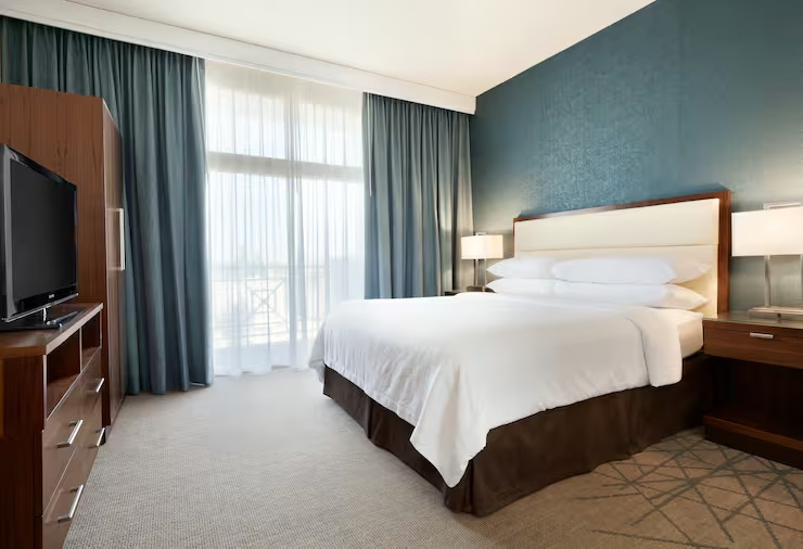 Embassy Suites by Hilton Brea North Orange County - Chambres