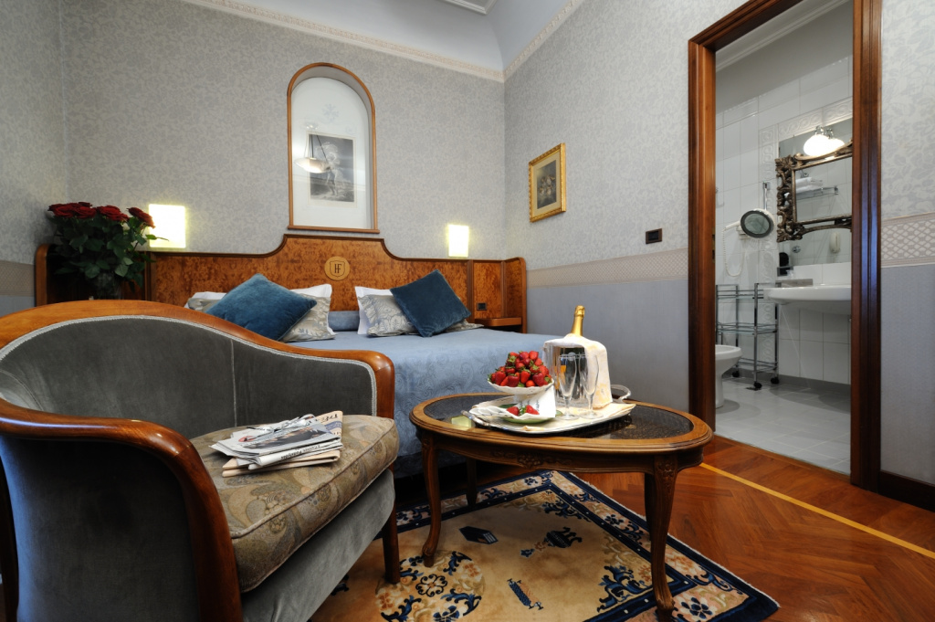 Standard Double room (full double bed)