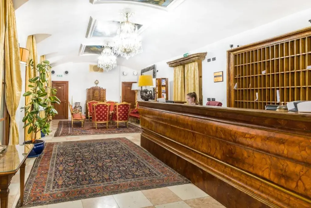 Hotel photo 2