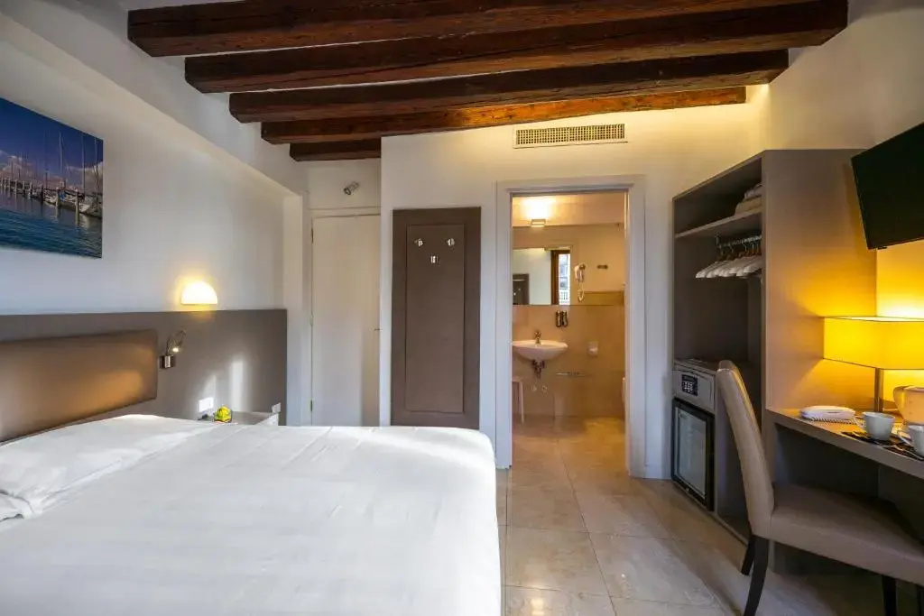 Leone Hotel - Chambres