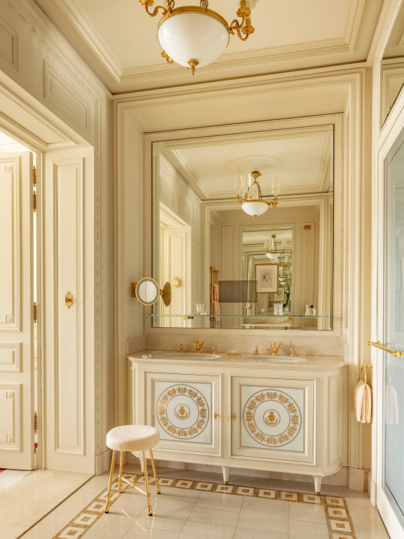 Ritz Paris Hotel 128