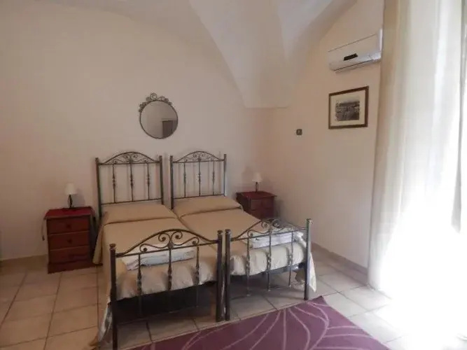 Double room (twin beds)