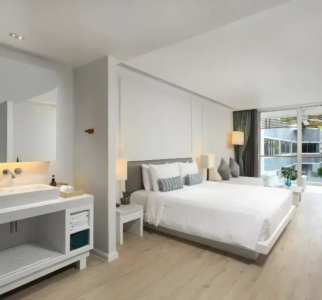 DayLight Double room (full double bed)