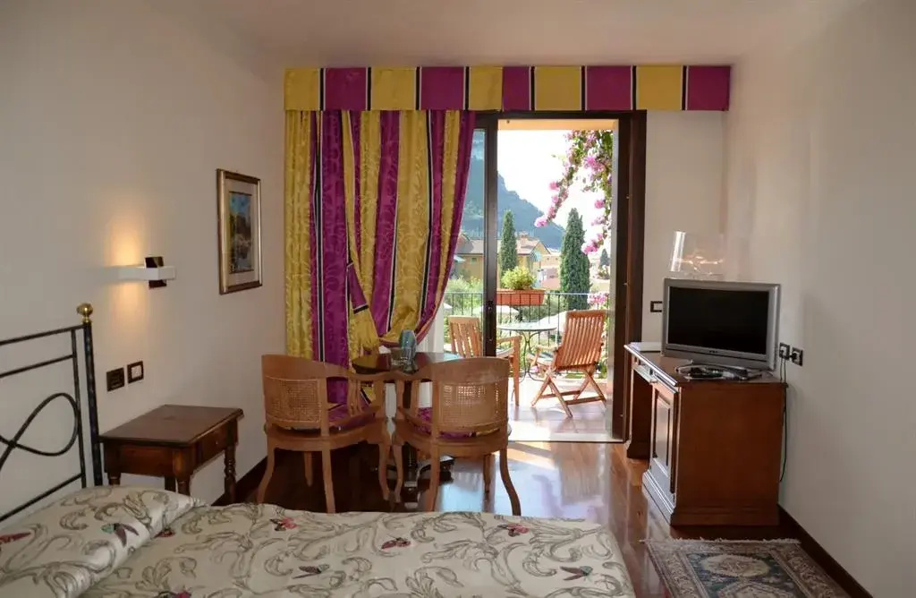Villa Madrina Lovely and Dynamic Hotel - Chambres