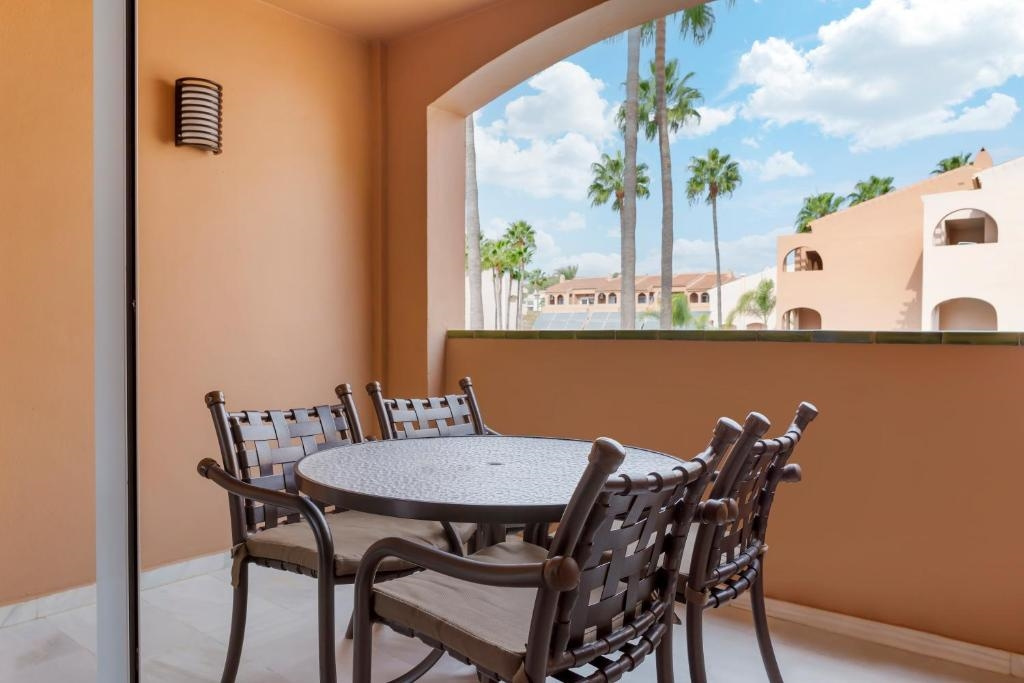 Los Amigos Beach Club Hotel - Chambres